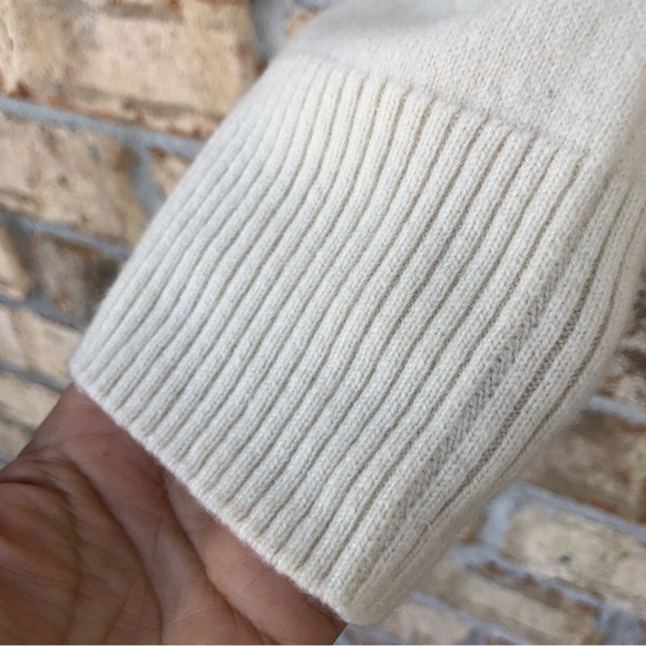 Charter Club 2-PLY Cashmere Shawl Neck Long Sleeve Light Ivory Top M - Picture 8 of 11